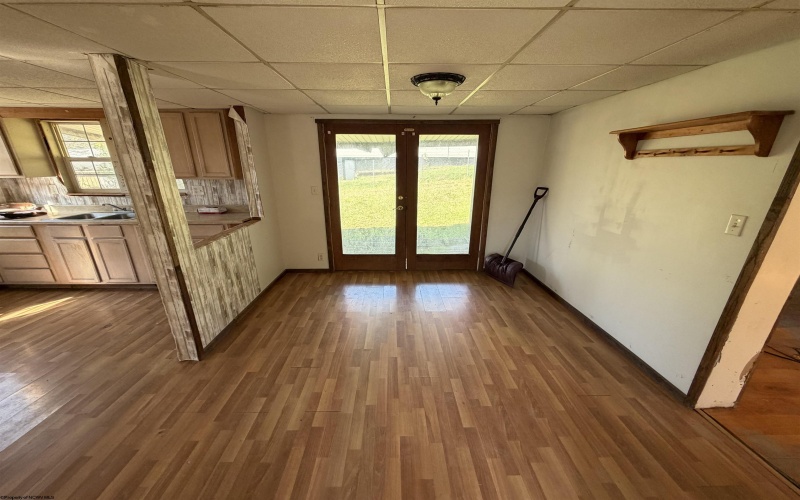 144 Johnson Avenue, Elkins, West Virginia 26241, 2 Bedroom Bedrooms, 7 Room Rooms,1 BathroomBathrooms,Single Family Detached,For Sale,Johnson,0,10167385