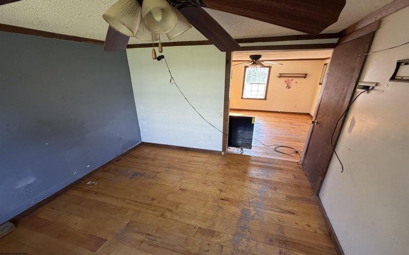 144 Johnson Avenue, Elkins, West Virginia 26241, 2 Bedroom Bedrooms, 7 Room Rooms,1 BathroomBathrooms,Single Family Detached,For Sale,Johnson,0,10167385