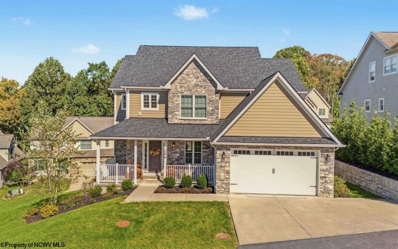 206 Greenview Drive, Morgantown, West Virginia 26508, 4 Bedroom Bedrooms, 10 Room Rooms,3 BathroomBathrooms,Single Family Detached,For Sale,Greenview,0,10167379