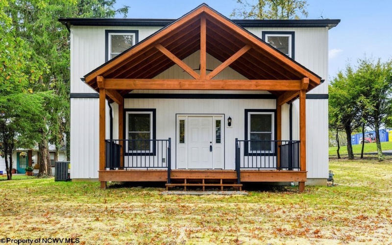 718 Country Club Road, Fairmont, West Virginia 26554, 4 Bedroom Bedrooms, 10 Room Rooms,2 BathroomBathrooms,Single Family Detached,For Sale,Country Club,0,10167370 718 Country Club Road, Fairmont, West Virginia 26554, 4 Bedroom Bedrooms, 10 Room Rooms,2 BathroomBathrooms,Single Family Detached,For Sale,Country Club,0,10167370