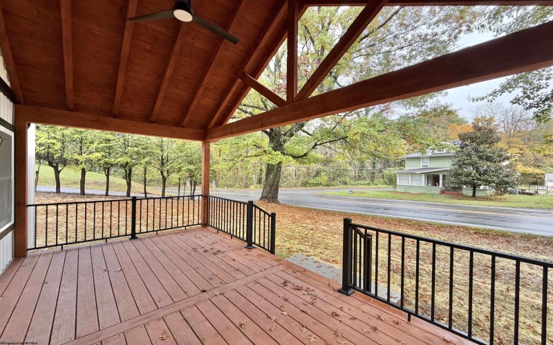 718 Country Club Road, Fairmont, West Virginia 26554, 4 Bedroom Bedrooms, 10 Room Rooms,2 BathroomBathrooms,Single Family Detached,For Sale,Country Club,0,10167370 718 Country Club Road, Fairmont, West Virginia 26554, 4 Bedroom Bedrooms, 10 Room Rooms,2 BathroomBathrooms,Single Family Detached,For Sale,Country Club,0,10167370