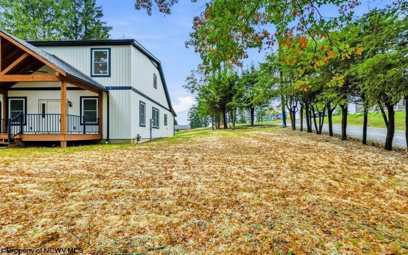 718 Country Club Road, Fairmont, West Virginia 26554, 4 Bedroom Bedrooms, 10 Room Rooms,2 BathroomBathrooms,Single Family Detached,For Sale,Country Club,0,10167370 718 Country Club Road, Fairmont, West Virginia 26554, 4 Bedroom Bedrooms, 10 Room Rooms,2 BathroomBathrooms,Single Family Detached,For Sale,Country Club,0,10167370