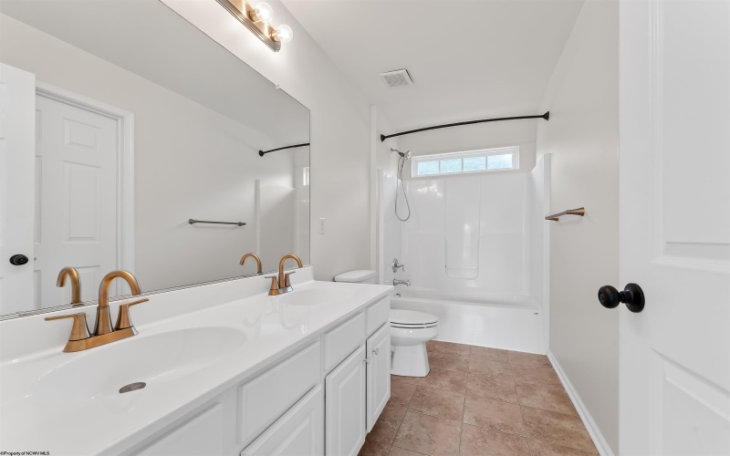 448 Blackberry Ridge Drive, Morgantown, West Virginia 26508, 4 Bedroom Bedrooms, 9 Room Rooms,3 BathroomBathrooms,Single Family Detached,For Sale,Blackberry Ridge,0,10167378