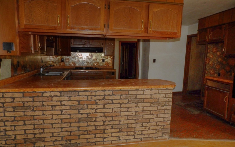 277 Gladys Avenue, Reynoldsville, West Virginia 26422, 3 Bedroom Bedrooms, 7 Room Rooms,1 BathroomBathrooms,Single Family Detached,For Sale,Gladys,0,10167389