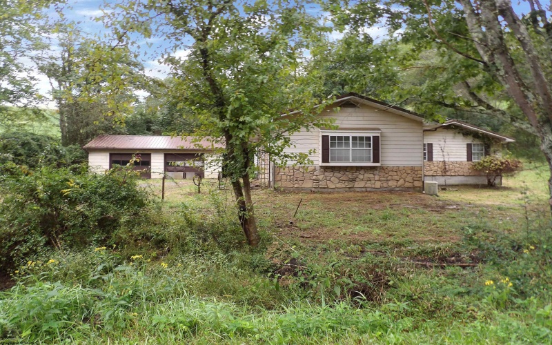 277 Gladys Avenue, Reynoldsville, West Virginia 26422, 3 Bedroom Bedrooms, 7 Room Rooms,1 BathroomBathrooms,Single Family Detached,For Sale,Gladys,0,10167389