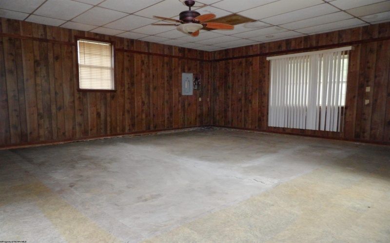 277 Gladys Avenue, Reynoldsville, West Virginia 26422, 3 Bedroom Bedrooms, 7 Room Rooms,1 BathroomBathrooms,Single Family Detached,For Sale,Gladys,0,10167389