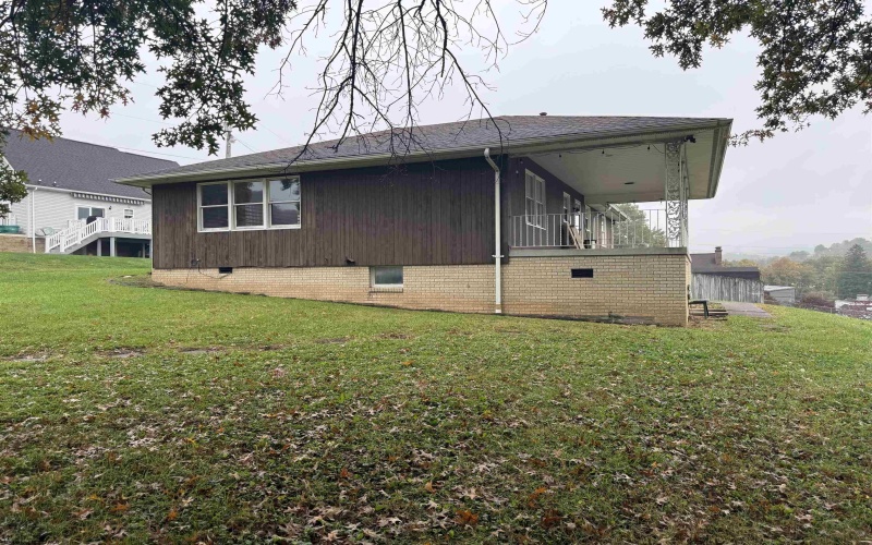 306 Lowther Street, Clarksburg, West Virginia 26301, 4 Bedroom Bedrooms, 14 Room Rooms,2 BathroomBathrooms,Single Family Detached,For Sale,Lowther,0,10167388