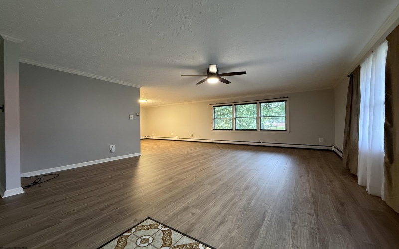 306 Lowther Street, Clarksburg, West Virginia 26301, 4 Bedroom Bedrooms, 14 Room Rooms,2 BathroomBathrooms,Single Family Detached,For Sale,Lowther,0,10167388