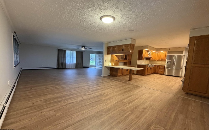 306 Lowther Street, Clarksburg, West Virginia 26301, 4 Bedroom Bedrooms, 14 Room Rooms,2 BathroomBathrooms,Single Family Detached,For Sale,Lowther,0,10167388