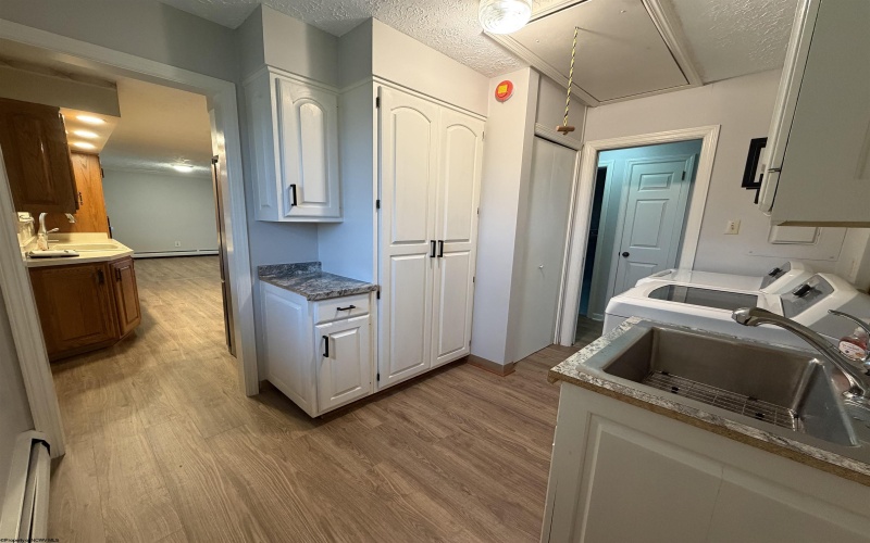 306 Lowther Street, Clarksburg, West Virginia 26301, 4 Bedroom Bedrooms, 14 Room Rooms,2 BathroomBathrooms,Single Family Detached,For Sale,Lowther,0,10167388