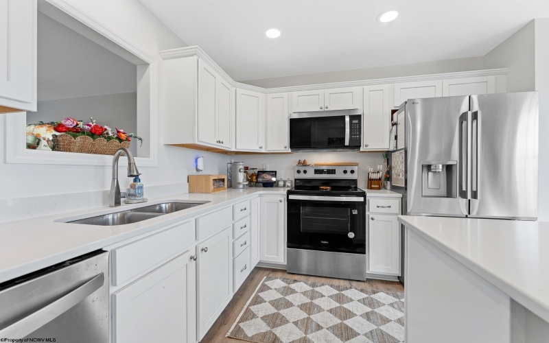 4 Swallowtail Street, Fairmont, West Virginia 26554, 3 Bedroom Bedrooms, 7 Room Rooms,2 BathroomBathrooms,Single Family Attached,For Sale,Swallowtail,0,10167402