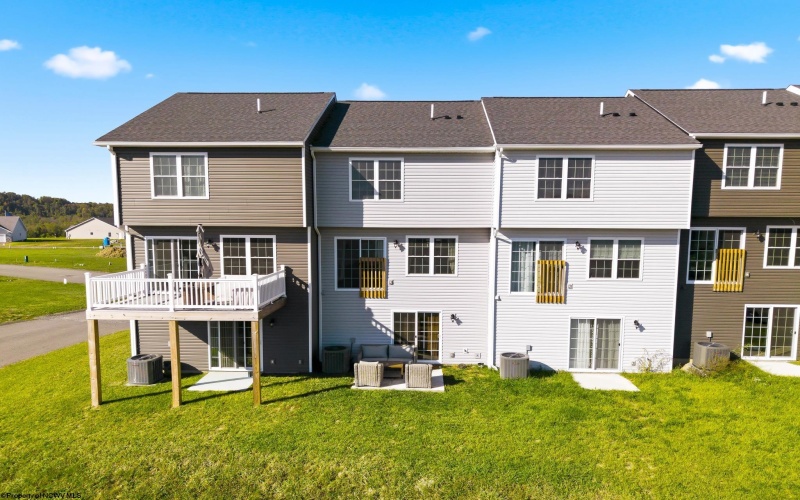 4 Swallowtail Street, Fairmont, West Virginia 26554, 3 Bedroom Bedrooms, 7 Room Rooms,2 BathroomBathrooms,Single Family Attached,For Sale,Swallowtail,0,10167402