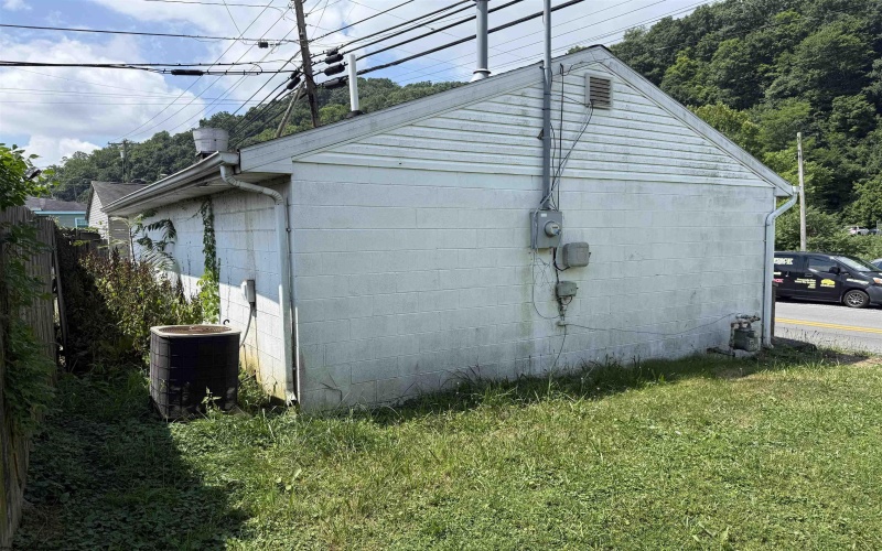 8192 Water Street, Stonewood, West Virginia 26301, 0 , 0 ,0,Commercial (for Sale),For Sale,Water,0,10167392