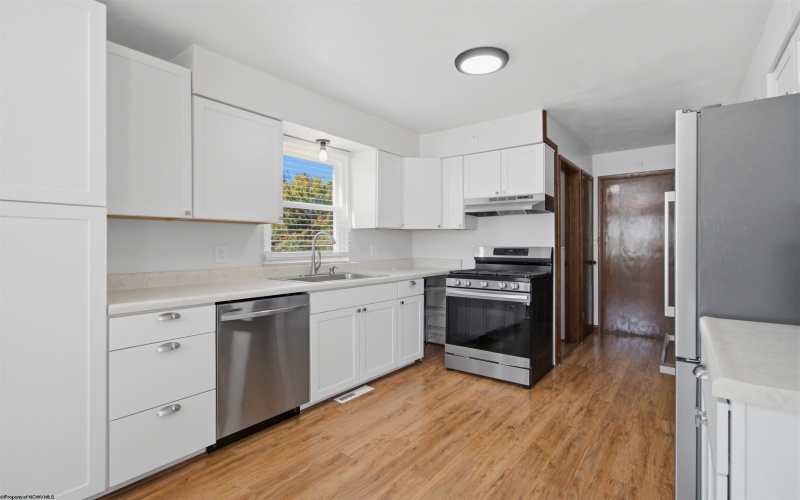 601 Pennsylvania Avenue, Bridgeport, West Virginia 26330, 3 Bedroom Bedrooms, 5 Room Rooms,1 BathroomBathrooms,Single Family Detached,For Sale,Pennsylvania,0,10167412 601 Pennsylvania Avenue, Bridgeport, West Virginia 26330, 3 Bedroom Bedrooms, 5 Room Rooms,1 BathroomBathrooms,Single Family Detached,For Sale,Pennsylvania,0,10167412