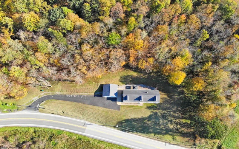 3209 GEORGE WASHINGTON Highway, Grafton, West Virginia 26354, 3 Bedroom Bedrooms, 10 Room Rooms,2 BathroomBathrooms,Single Family Detached,For Sale,GEORGE WASHINGTON,0,10167394