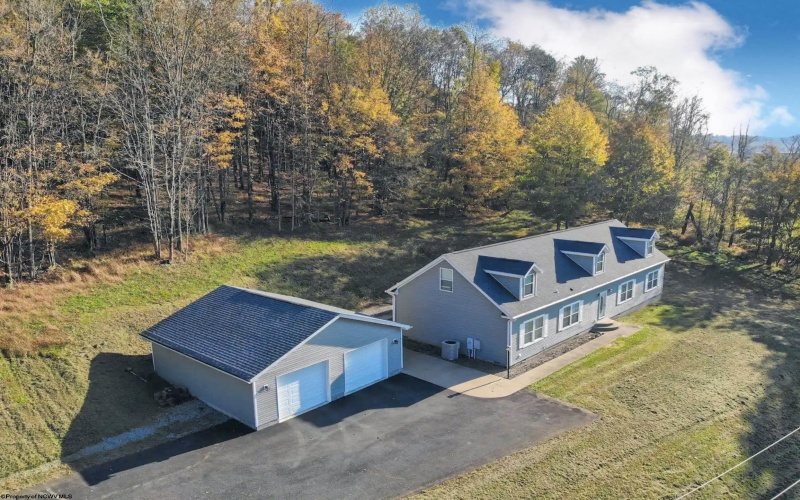 3209 GEORGE WASHINGTON Highway, Grafton, West Virginia 26354, 3 Bedroom Bedrooms, 10 Room Rooms,2 BathroomBathrooms,Single Family Detached,For Sale,GEORGE WASHINGTON,0,10167394