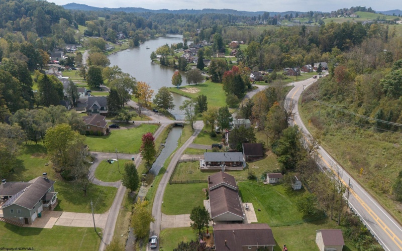 1457 Maple Lake Road, Bridgeport, West Virginia 26330, 3 Bedroom Bedrooms, 10 Room Rooms,2 BathroomBathrooms,Single Family Detached,For Sale,Maple Lake,0,10167393