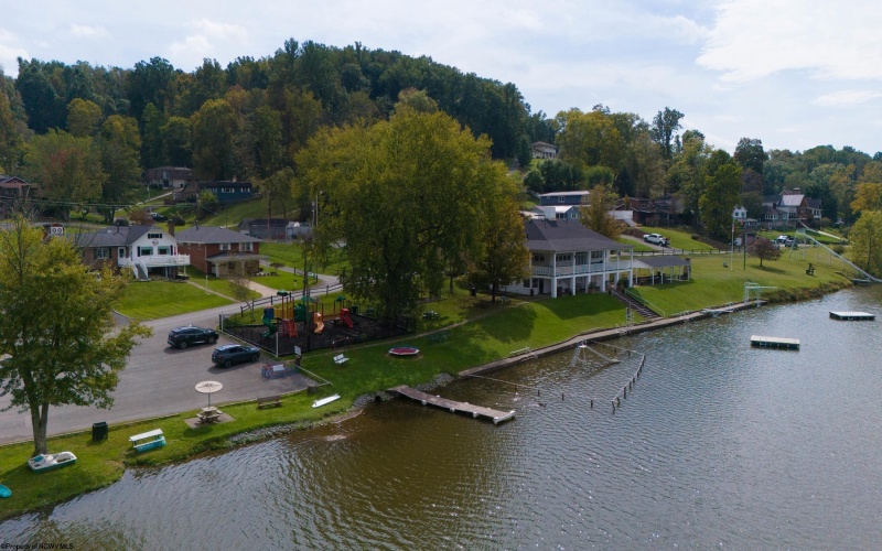1457 Maple Lake Road, Bridgeport, West Virginia 26330, 3 Bedroom Bedrooms, 10 Room Rooms,2 BathroomBathrooms,Single Family Detached,For Sale,Maple Lake,0,10167393