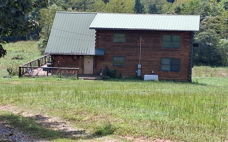 6047 Russett Road, Normantown, West Virginia 25267, 3 Bedroom Bedrooms, 7 Room Rooms,2 BathroomBathrooms,Single Family Detached,For Sale,Russett,0,10166964
