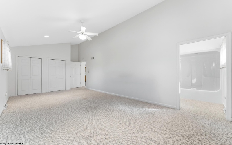 288 Cleveland Avenue, Uniontown, Pennsylvania 15401, 3 Bedroom Bedrooms, 6 Room Rooms,2 BathroomBathrooms,Single Family Detached,For Sale,Cleveland,0,10167397