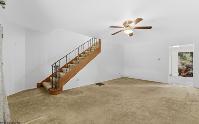288 Cleveland Avenue, Uniontown, Pennsylvania 15401, 3 Bedroom Bedrooms, 6 Room Rooms,2 BathroomBathrooms,Single Family Detached,For Sale,Cleveland,0,10167397
