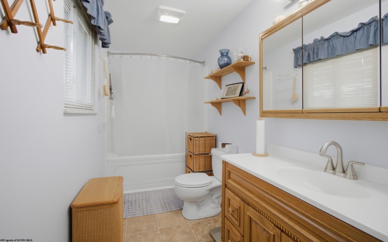 1115 Deerfield Drive, Fairmont, West Virginia 26554, 3 Bedroom Bedrooms, 7 Room Rooms,2 BathroomBathrooms,Single Family Detached,For Sale,Deerfield,0,10167399
