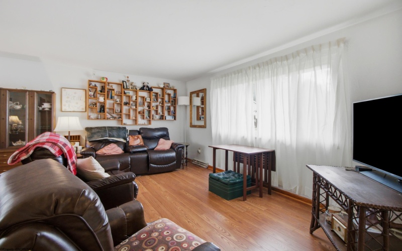 1115 Deerfield Drive, Fairmont, West Virginia 26554, 3 Bedroom Bedrooms, 7 Room Rooms,2 BathroomBathrooms,Single Family Detached,For Sale,Deerfield,0,10167399