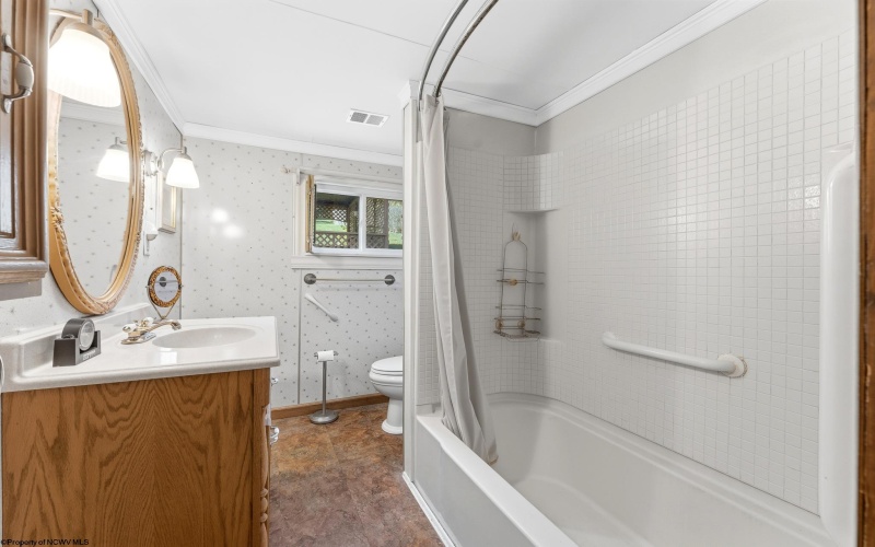 17 Circle Street, Mather, Pennsylvania 15346, 2 Bedroom Bedrooms, 6 Room Rooms,1 BathroomBathrooms,Single Family Detached,For Sale,Circle,0,10167400