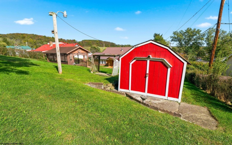 17 Circle Street, Mather, Pennsylvania 15346, 2 Bedroom Bedrooms, 6 Room Rooms,1 BathroomBathrooms,Single Family Detached,For Sale,Circle,0,10167400