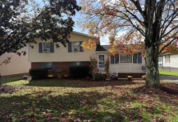 105 Evans Drive, Elkins, West Virginia 26241, 3 Bedroom Bedrooms, 8 Room Rooms,2 BathroomBathrooms,Single Family Detached,For Sale,Evans,0,10167417