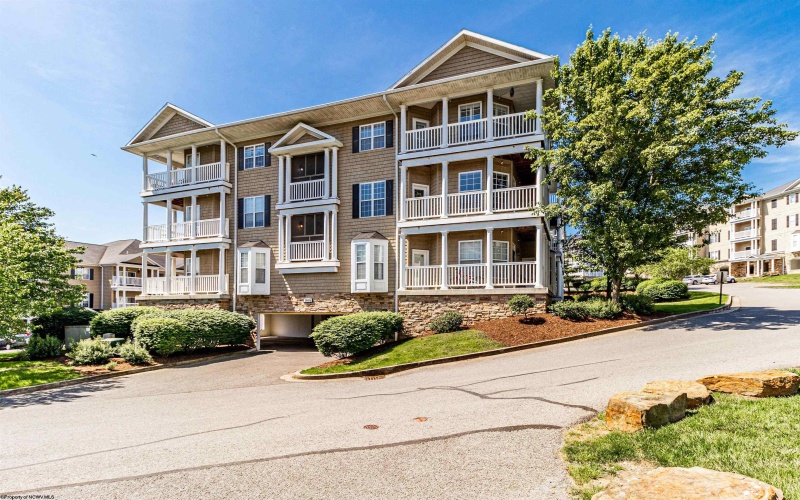 1625 Suncrest Village, Morgantown, West Virginia 26505, 3 Bedroom Bedrooms, 5 Room Rooms,3 BathroomBathrooms,Single Family Attached,For Sale,Suncrest,0,10167423 1625 Suncrest Village, Morgantown, West Virginia 26505, 3 Bedroom Bedrooms, 5 Room Rooms,3 BathroomBathrooms,Single Family Attached,For Sale,Suncrest,0,10167423