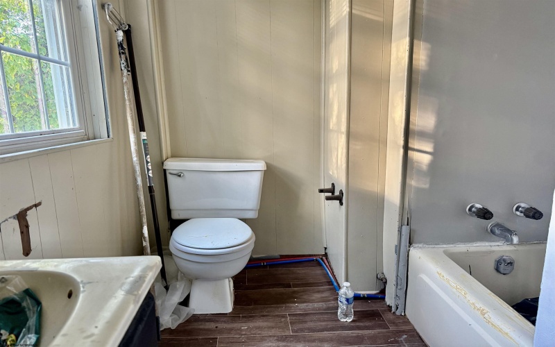 1802 Owens Avenue, Fairmont, West Virginia 26554, 3 Bedroom Bedrooms, 6 Room Rooms,1 BathroomBathrooms,Single Family Attached,For Sale,Owens,0,10167425 1802 Owens Avenue, Fairmont, West Virginia 26554, 3 Bedroom Bedrooms, 6 Room Rooms,1 BathroomBathrooms,Single Family Attached,For Sale,Owens,0,10167425