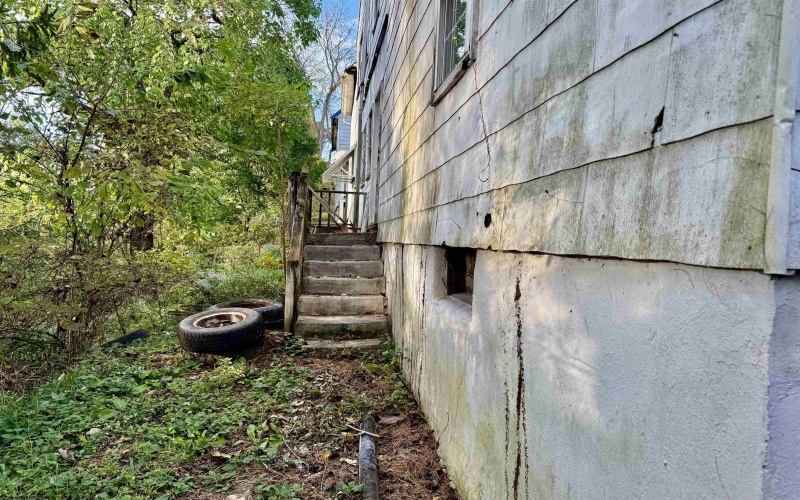 1802 Owens Avenue, Fairmont, West Virginia 26554, 3 Bedroom Bedrooms, 6 Room Rooms,1 BathroomBathrooms,Single Family Attached,For Sale,Owens,0,10167425 1802 Owens Avenue, Fairmont, West Virginia 26554, 3 Bedroom Bedrooms, 6 Room Rooms,1 BathroomBathrooms,Single Family Attached,For Sale,Owens,0,10167425