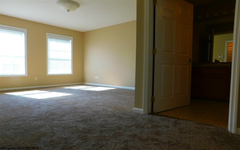 54 Barrington Court, Bridgeport, West Virginia 26330, 3 Bedroom Bedrooms, 8 Room Rooms,3 BathroomBathrooms,Residential Rentals,For Rent,Barrington,0,10167419