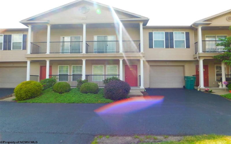 54 Barrington Court, Bridgeport, West Virginia 26330, 3 Bedroom Bedrooms, 8 Room Rooms,3 BathroomBathrooms,Residential Rentals,For Rent,Barrington,0,10167419