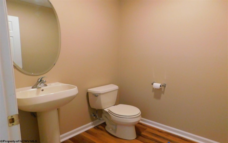 54 Barrington Court, Bridgeport, West Virginia 26330, 3 Bedroom Bedrooms, 8 Room Rooms,3 BathroomBathrooms,Residential Rentals,For Rent,Barrington,0,10167419