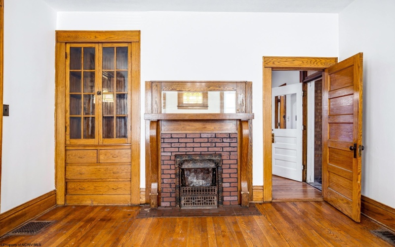 111 Kingwood Street, Morgantown, West Virginia 26501, 4 Bedroom Bedrooms, 8 Room Rooms,2 BathroomBathrooms,Single Family Detached,For Sale,Kingwood,0,10167433