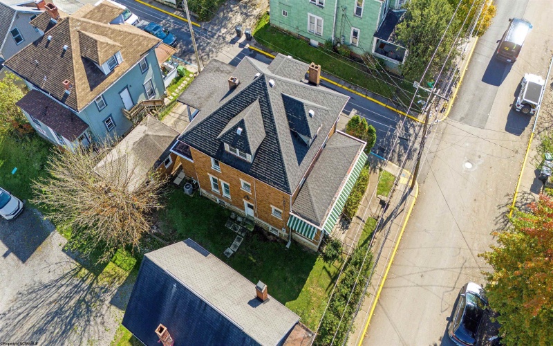 111 Kingwood Street, Morgantown, West Virginia 26501, 4 Bedroom Bedrooms, 8 Room Rooms,2 BathroomBathrooms,Single Family Detached,For Sale,Kingwood,0,10167433