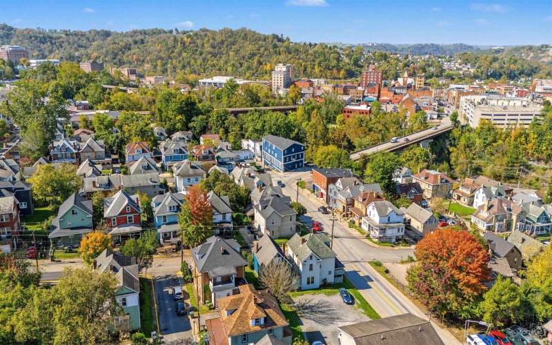 111 Kingwood Street, Morgantown, West Virginia 26501, 4 Bedroom Bedrooms, 8 Room Rooms,2 BathroomBathrooms,Single Family Detached,For Sale,Kingwood,0,10167433