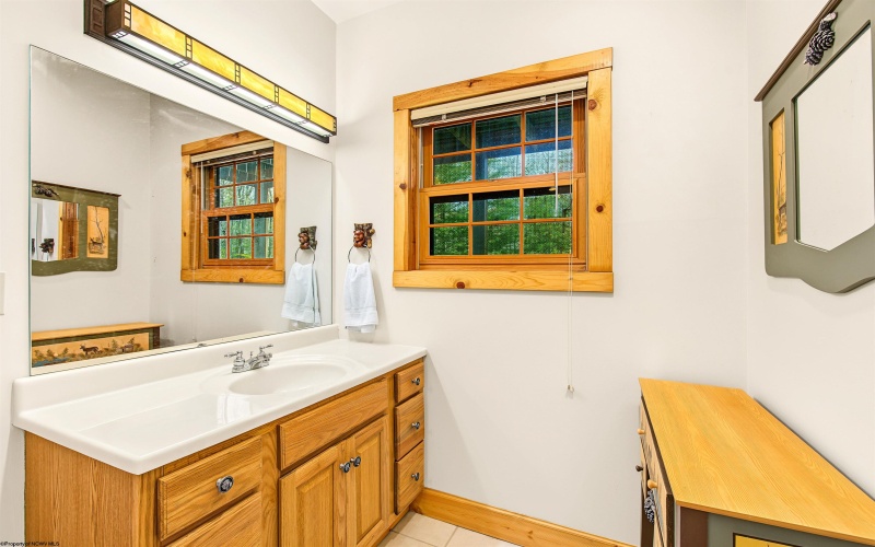 567 Ridge Road, Davis, West Virginia 26260, 4 Bedroom Bedrooms, 11 Room Rooms,3 BathroomBathrooms,Single Family Detached,For Sale,Ridge,0,10167457