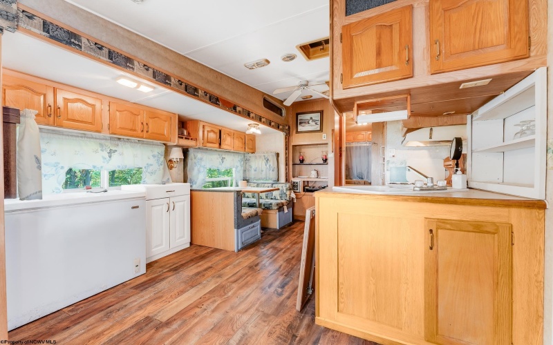 104/ 104 1/2 Mountainview Road, Morgantown, West Virginia 26508, 4 Bedroom Bedrooms, 8 Room Rooms,2 BathroomBathrooms,Single Family Detached,For Sale,Mountainview,0,10161582