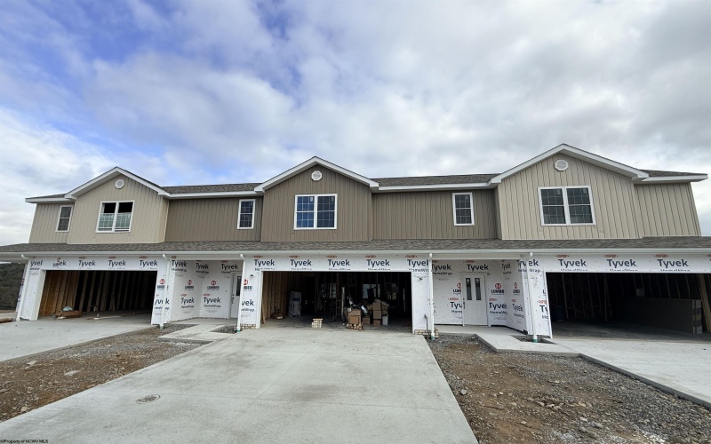 124 Willow Oak Drive, Bridgeport, West Virginia 26330, 3 Bedroom Bedrooms, 7 Room Rooms,3 BathroomBathrooms,Single Family Attached,For Sale,Willow Oak,0,10167437 124 Willow Oak Drive, Bridgeport, West Virginia 26330, 3 Bedroom Bedrooms, 7 Room Rooms,3 BathroomBathrooms,Single Family Attached,For Sale,Willow Oak,0,10167437