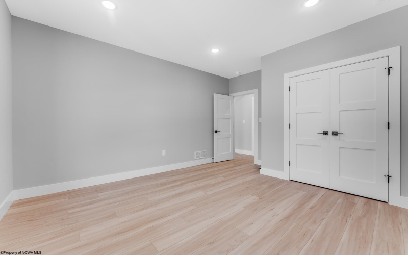 1647 Van Voorhis Road, Morgantown, West Virginia 26508, 4 Bedroom Bedrooms, 8 Room Rooms,3 BathroomBathrooms,Single Family Attached,For Sale,Van Voorhis,0,10167438