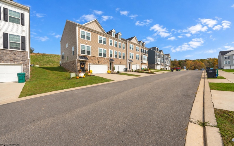 25 Dover Court, Bridgeport, West Virginia 26330, 3 Bedroom Bedrooms, 6 Room Rooms,2 BathroomBathrooms,Single Family Attached,For Sale,Dover,0,10167451 25 Dover Court, Bridgeport, West Virginia 26330, 3 Bedroom Bedrooms, 6 Room Rooms,2 BathroomBathrooms,Single Family Attached,For Sale,Dover,0,10167451