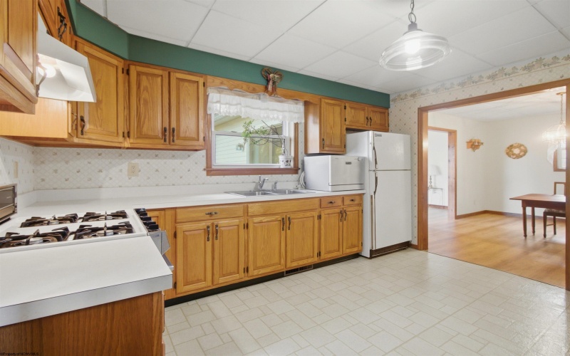 103 Argonne Street, Clarksburg, West Virginia 26301, 3 Bedroom Bedrooms, 8 Room Rooms,1 BathroomBathrooms,Single Family Detached,For Sale,Argonne,0,10167441