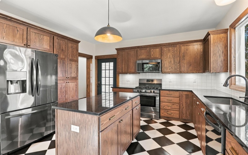 249 Kingwood Street, Morgantown, West Virginia 26501, 3 Bedroom Bedrooms, 10 Room Rooms,2 BathroomBathrooms,Single Family Detached,For Sale,Kingwood,0,10167447