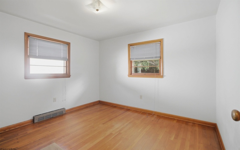 526 Stout Street, Bridgeport, West Virginia 26330, 3 Bedroom Bedrooms, 8 Room Rooms,1 BathroomBathrooms,Single Family Detached,For Sale,Stout,0,10167444