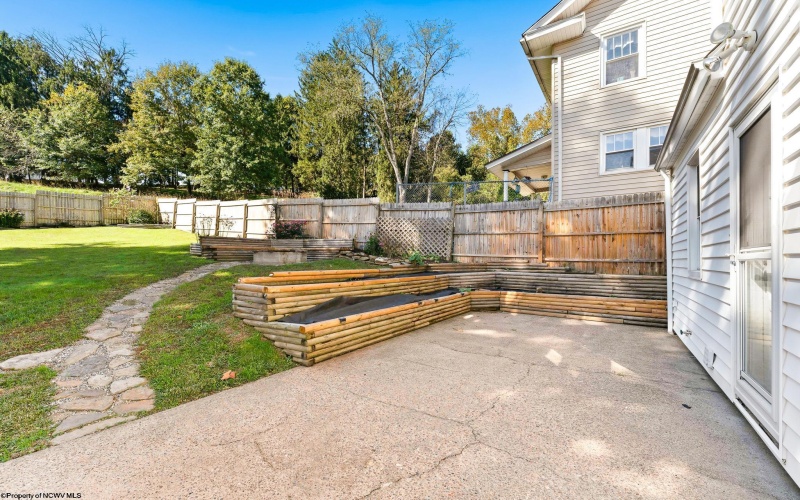 4 Outlook Road, Fairmont, West Virginia 26554, 3 Bedroom Bedrooms, 8 Room Rooms,1 BathroomBathrooms,Single Family Detached,For Sale,Outlook,0,10167448