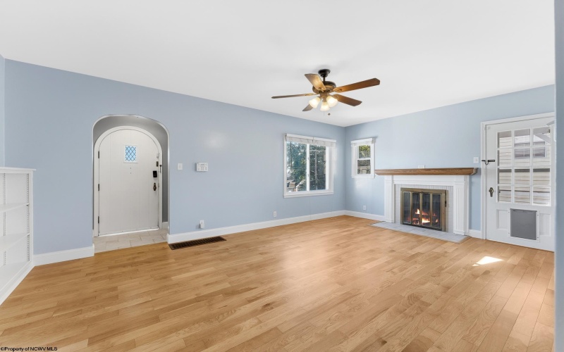 4 Outlook Road, Fairmont, West Virginia 26554, 3 Bedroom Bedrooms, 8 Room Rooms,1 BathroomBathrooms,Single Family Detached,For Sale,Outlook,0,10167448