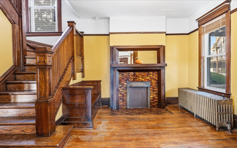 470 Cobun Avenue, Morgantown, West Virginia 26501, 4 Bedroom Bedrooms, 8 Room Rooms,3 BathroomBathrooms,Single Family Detached,For Sale,Cobun,0,10167452